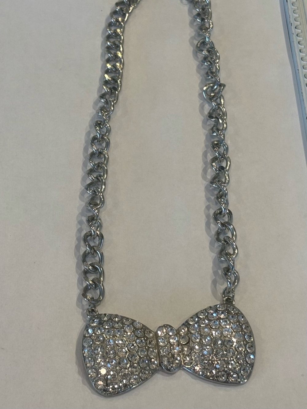 Bold Silver Crystal Rhinestone Bow Y2K 2000s style Pendant Necklace - Jewelry